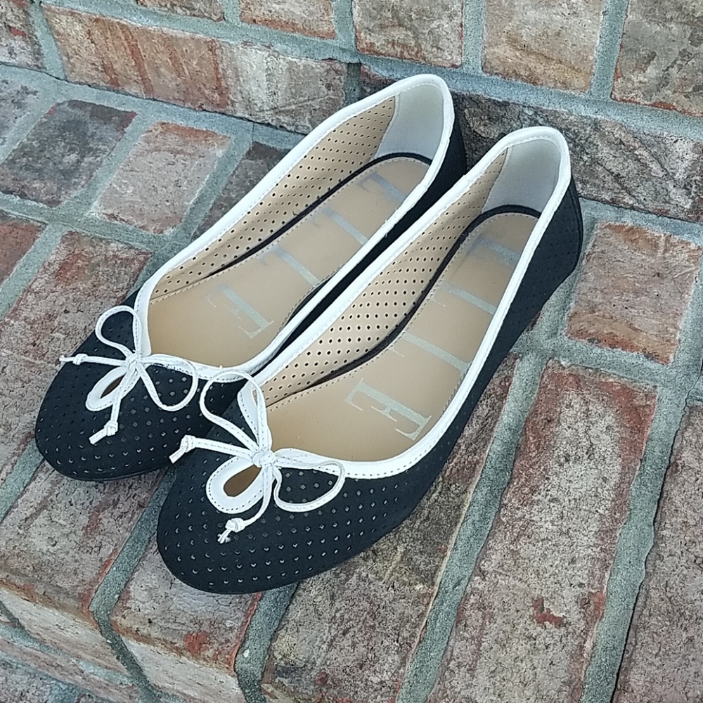 Elle Ballet Flats